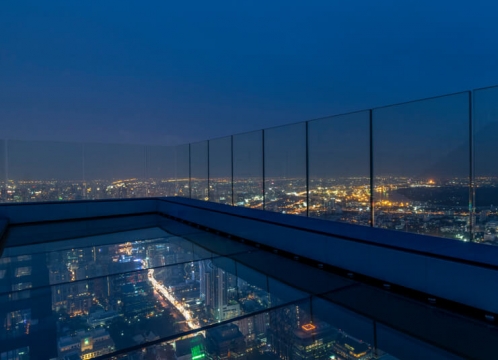 78階＿グラスの床