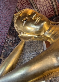 ワット・ポーもこんな感じで大きかったです