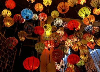 ランタンの灯りに包まれ、綺麗でした!!