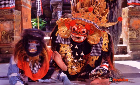 【バリ島】芸術の村・ウブド観光　バロンダンス観賞と棚田で絶景ランチ　バリ美術鑑賞