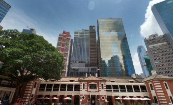 今、香港で再注目のエリア・オールドセントラルを食べ歩き、1日満腹ツアー＜終日/高速鉄道/朝食・軽食・ドリンク付き/日本語ガイド＞