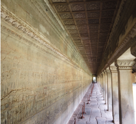 アンコールワット第一回廊に戻ります