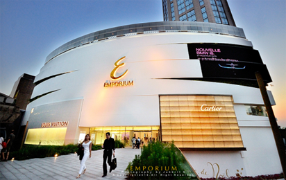 エンポリアムスイーツ前解散