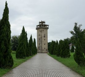 日中戦争時の爪痕の残る「南楼」を見学