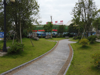 桂林西駅 到着、解散