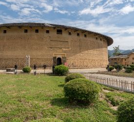 世界文化遺産の１つ「大地土楼群」到着