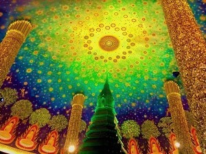 エメラルド色の仏舎利殿がインスタ映え「ワット・パクナム」