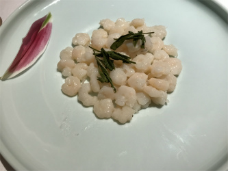 レストラン「豫園上海飯庄」にて高級上海料理の夕食