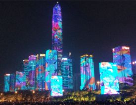 LEDライトショーをご鑑賞（ショーは約12分間）