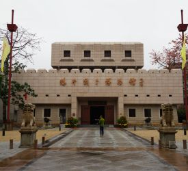 アヘン戦争博物館 到着、 入場観光