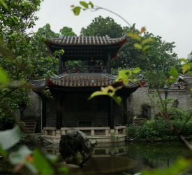 広東四大庭園の一つ「梁園」へご案内