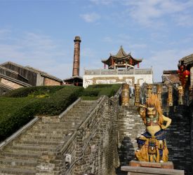 中国陶器文化の生きた化石と言われる「南風古窯」へご案内