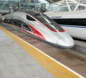 高速鉄道【G3007】にご乗車になり、深セン北駅へ向けて出発