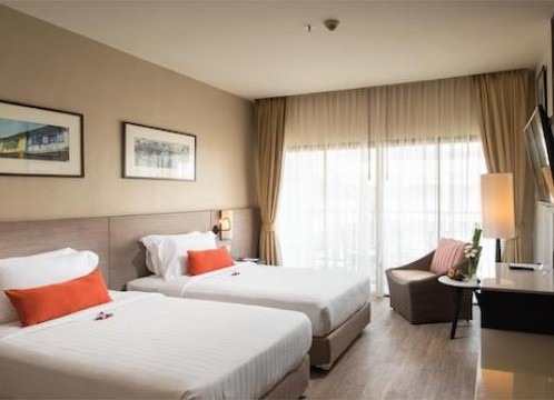 ディーバナ プラザ プーケット(パトンビーチ)