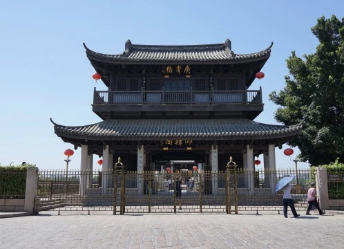 華僑の故郷を食べ歩き、潮州 日帰り1日ツアー＜終日/高速鉄道/専用車/軽食/日本語ガイド＞