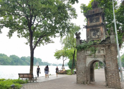 ホアンキエム湖