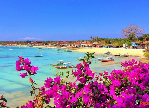 レンボンガン島　ビーチ