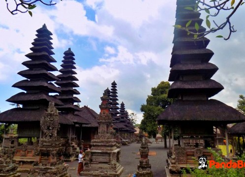 タマンアユン寺院