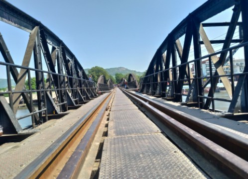 カンチャナブリ泰麺鉄道