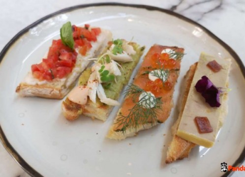 パークハイアットホテルでアフタヌーンティープラン