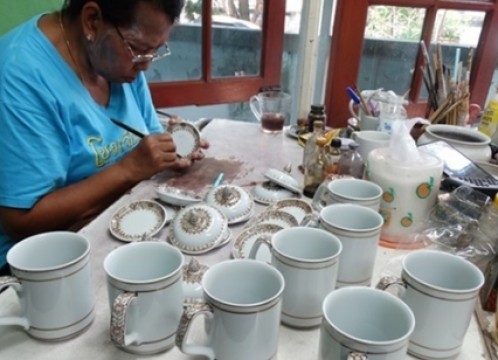 ベンジャロン焼き