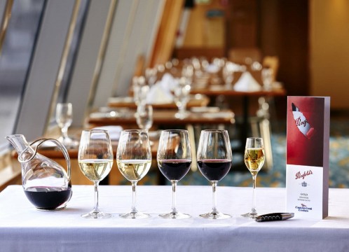 ゴールドペンフォールドディナー