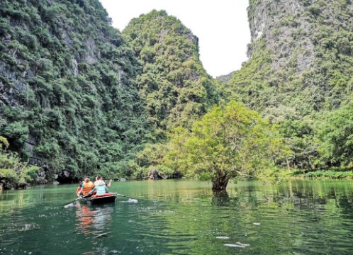 世界遺産チャンアン川下りクルーズ