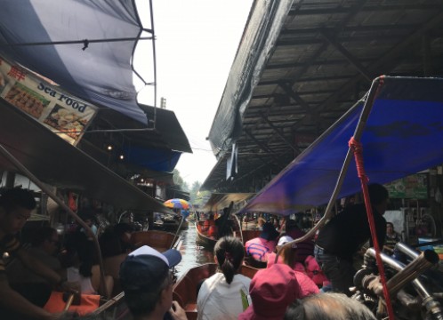 水上マーケット