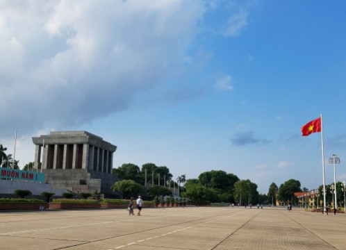 ハノイ市内観光 + 陶器で有名なバッチャン村