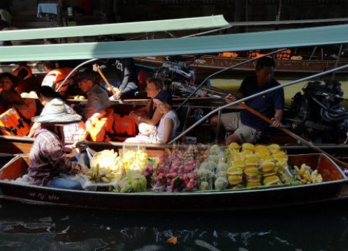 ダムヌンサドゥアック水上マーケット