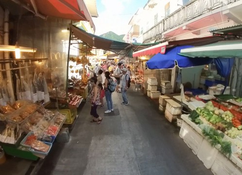 大澳 Tai O 乾物や野菜や果物を売る店 イメージ