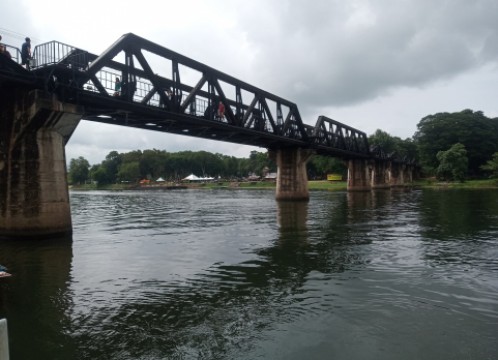 カンチャナブリ泰麺鉄道