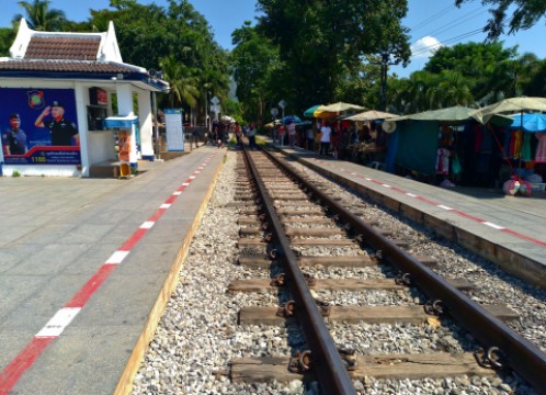 カンチャナブリ泰麺鉄道