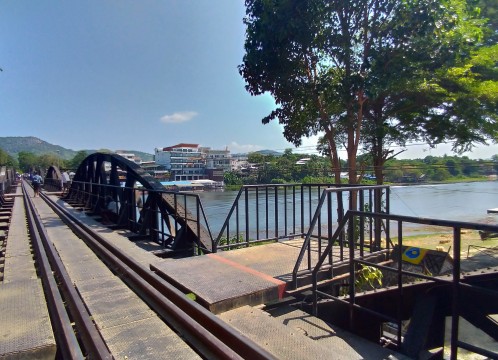 カンチャナブリ泰麺鉄道