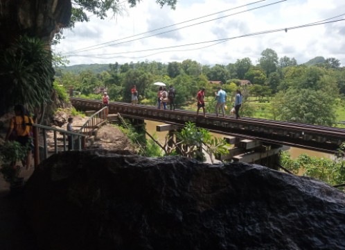 カンチャナブリ泰麺鉄道