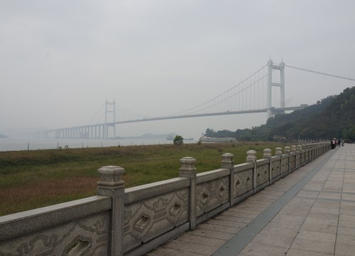 虎門 海戦博物館 屋外 虎門大橋に臨む遊歩道 イメージ