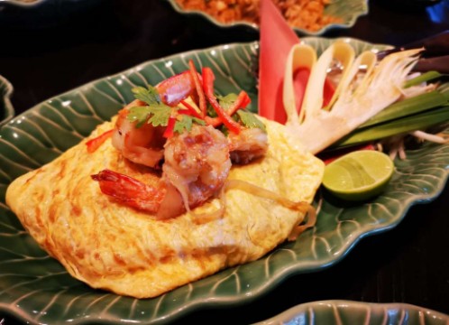 「ALL YOU CAN EAT＠エラワンティールーム」夕食