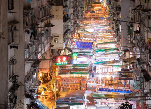 観光イメージ：男人街（ナンヤンガイ）＝廟街（ミョウガイ）の景色