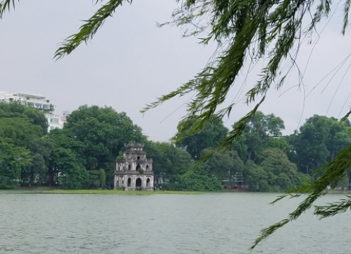 ホアンキエム湖